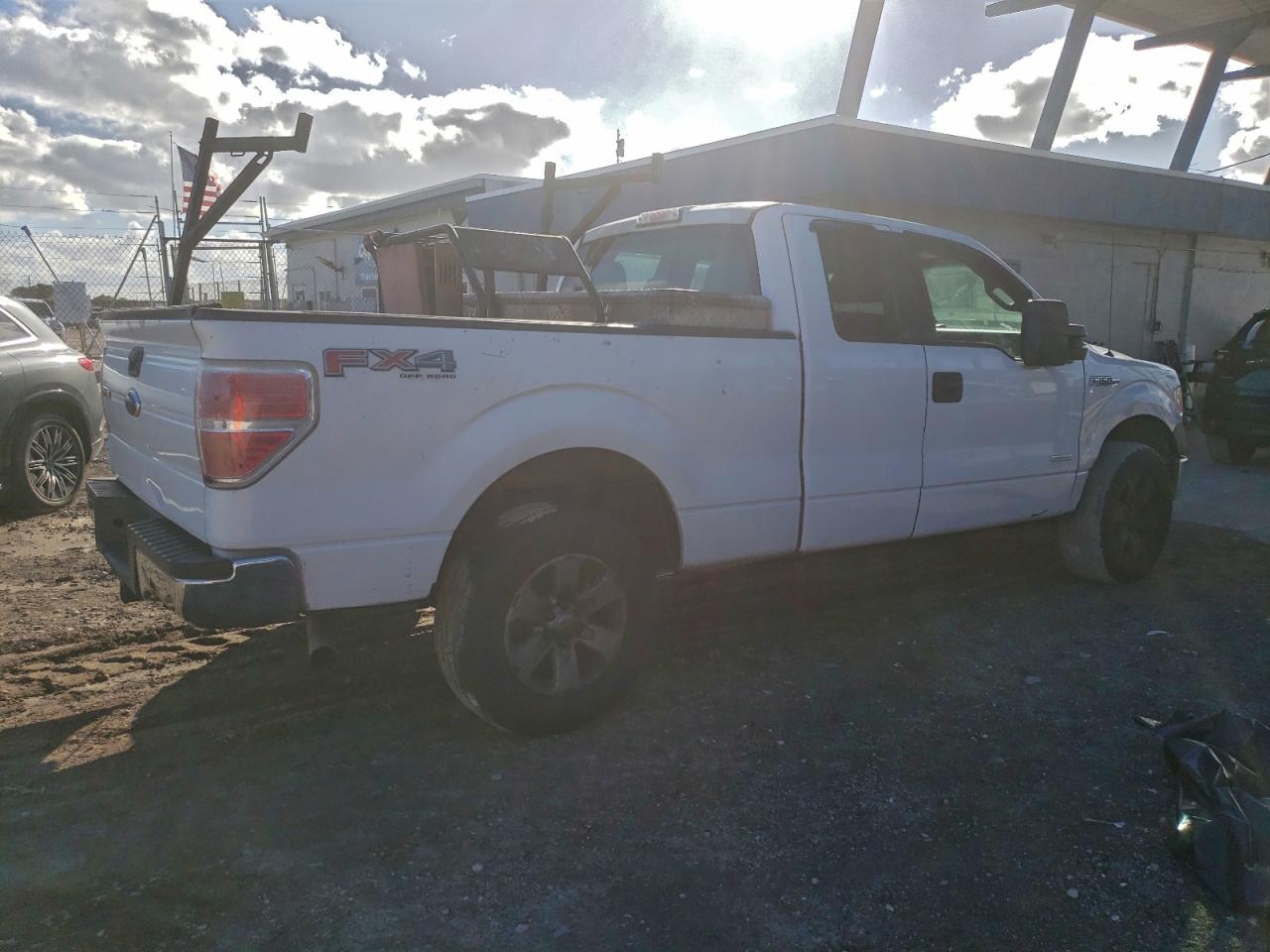 2013 FORD F150 SUPER CAB photo 3
