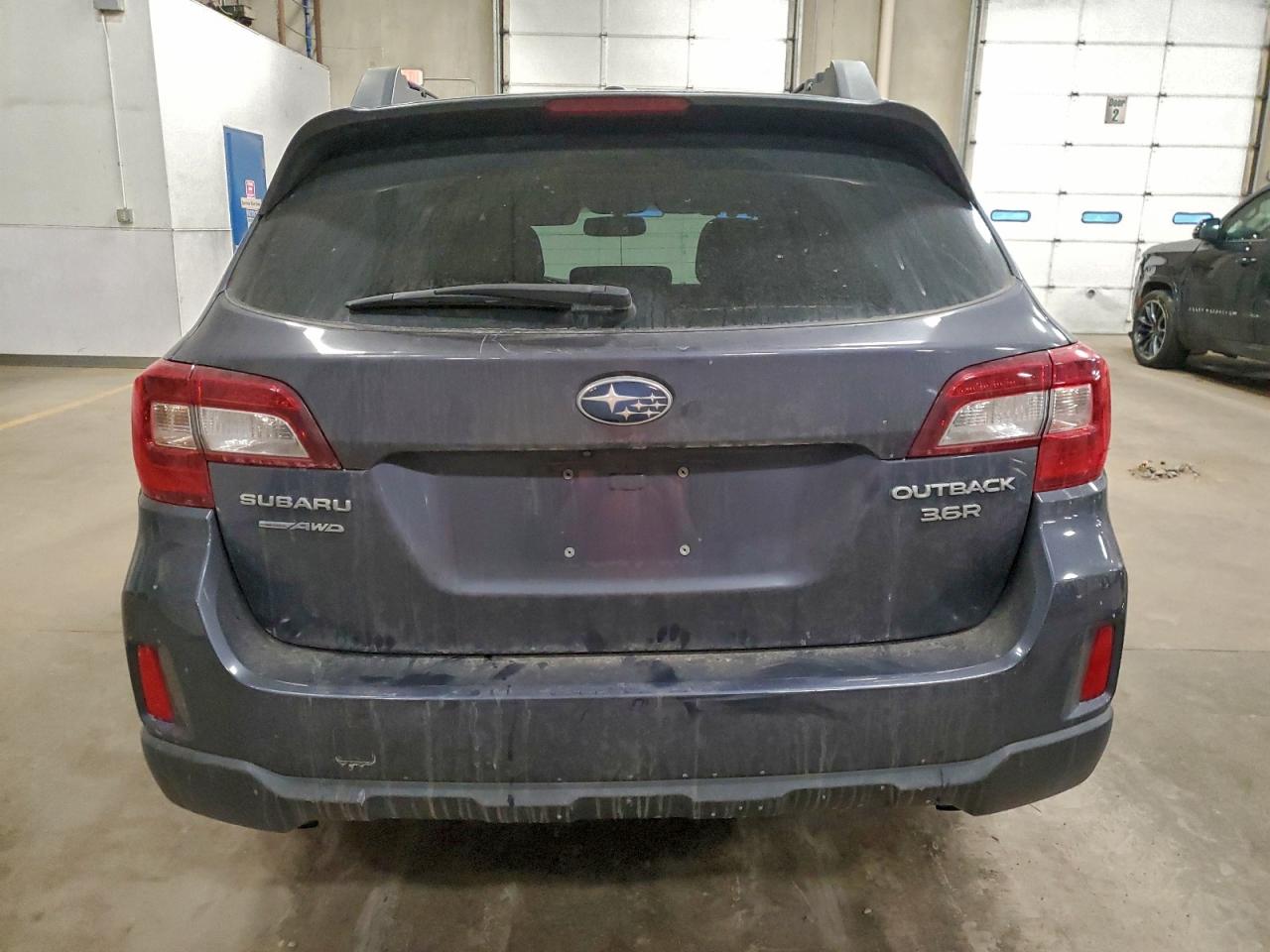 2015 SUBARU OUTBACK 3.6R LIMITED photo 6