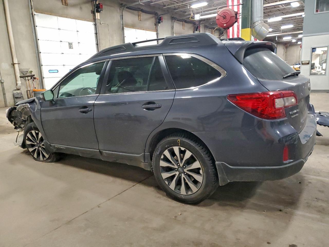2015 SUBARU OUTBACK 3.6R LIMITED photo 2
