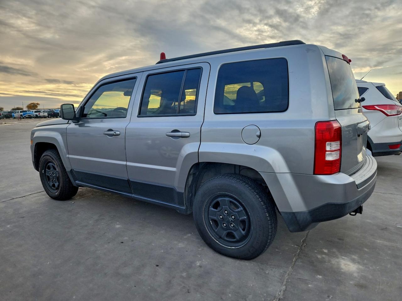 2015 JEEP PATRIOT SPORT photo 3