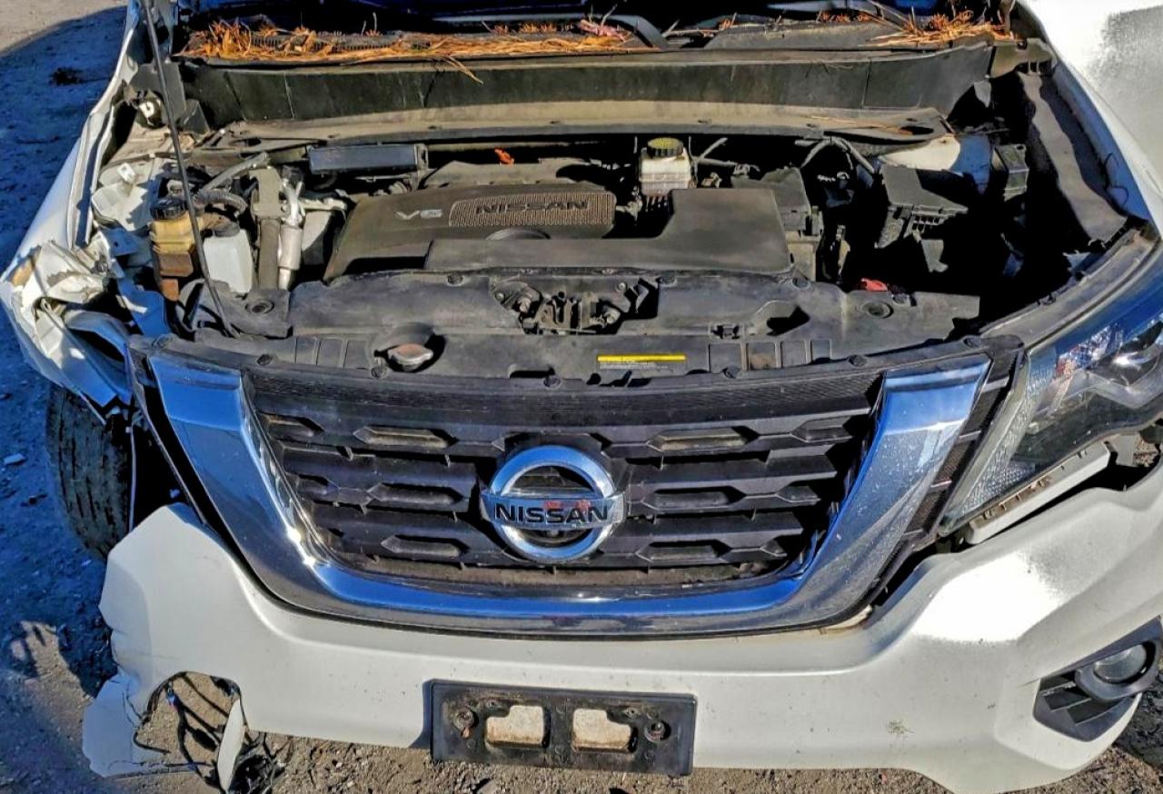 2017 NISSAN PATHFINDER S photo 34