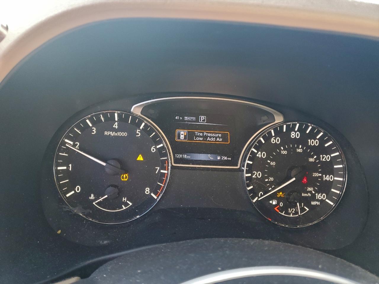 2017 NISSAN PATHFINDER S photo 25