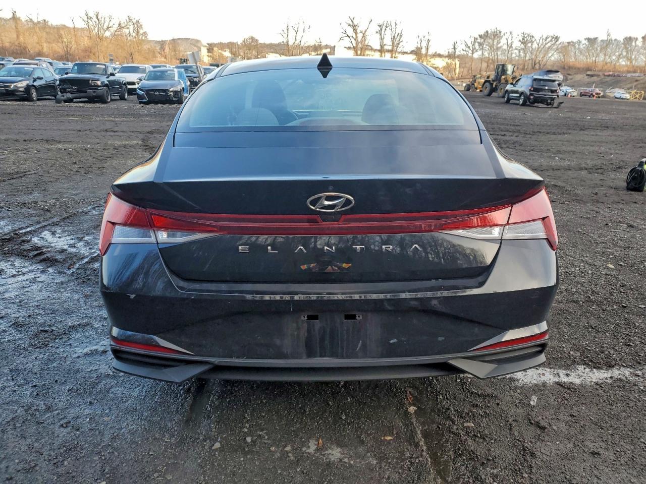 2021 HYUNDAI ELANTRA SEL photo 6