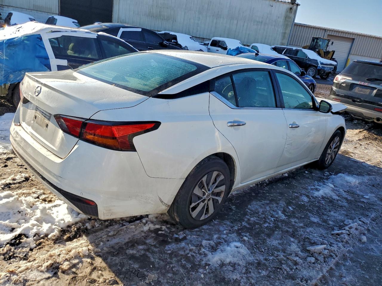 2024 NISSAN ALTIMA S photo 3