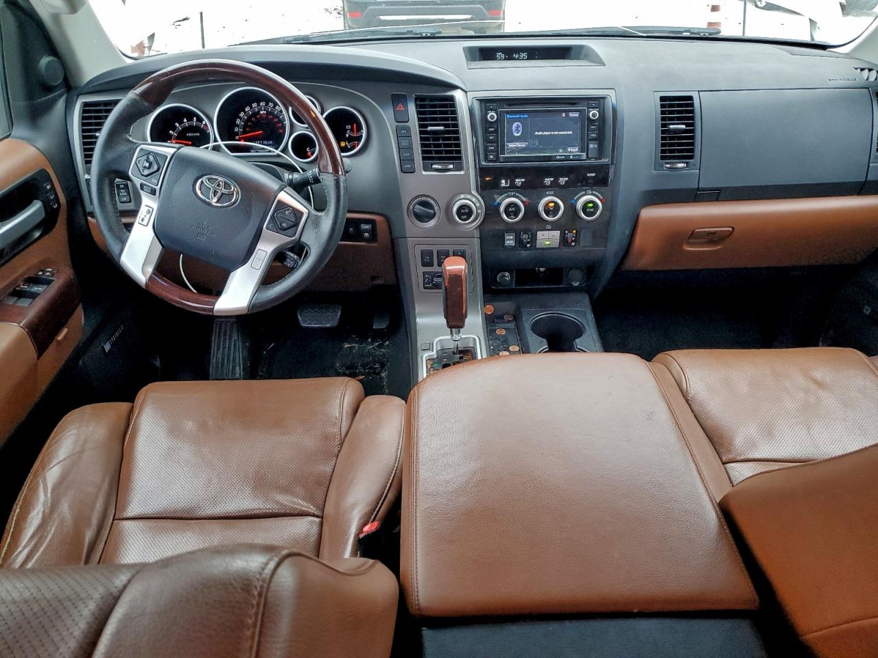 2015 TOYOTA SEQUOIA PLATINUM photo 15