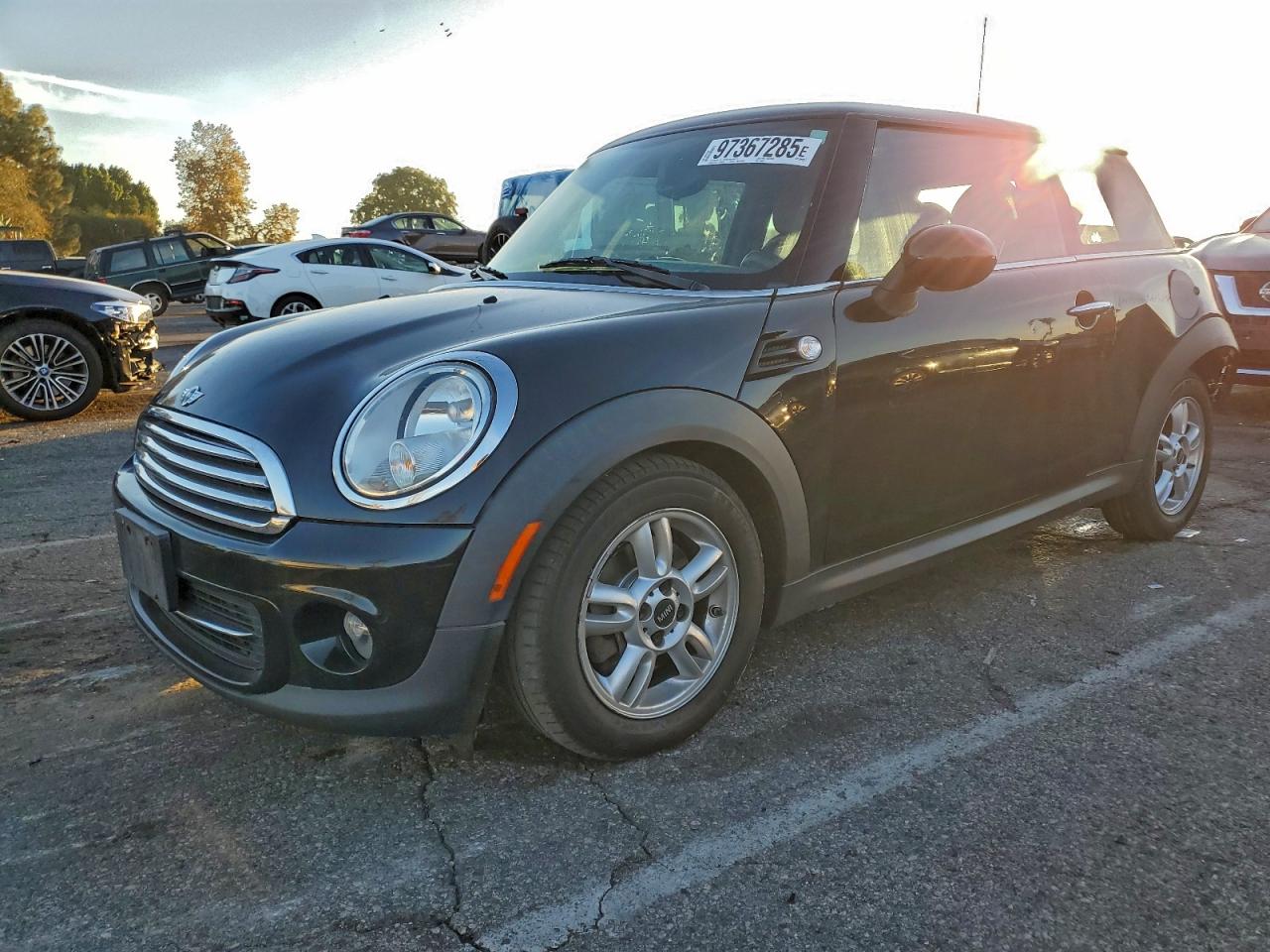 2012 MINI COOPER