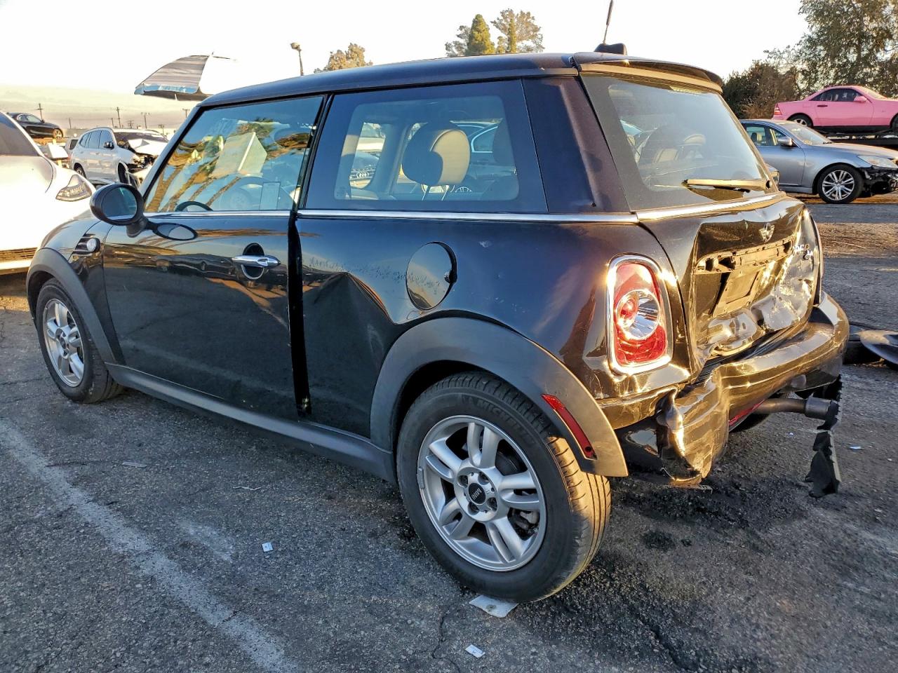 2012 MINI COOPER photo 4