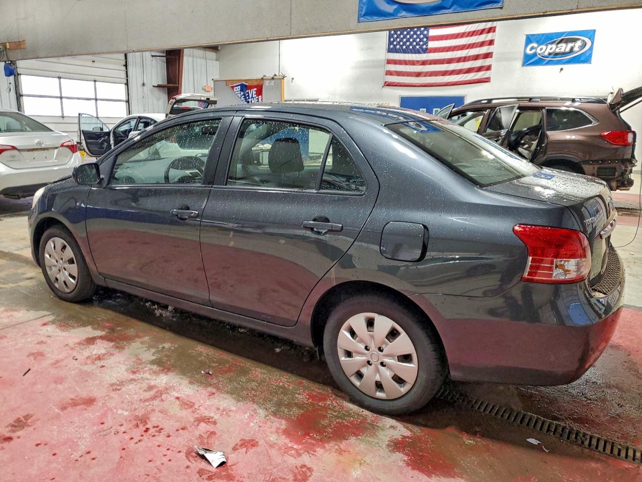 2009 TOYOTA YARIS photo 3