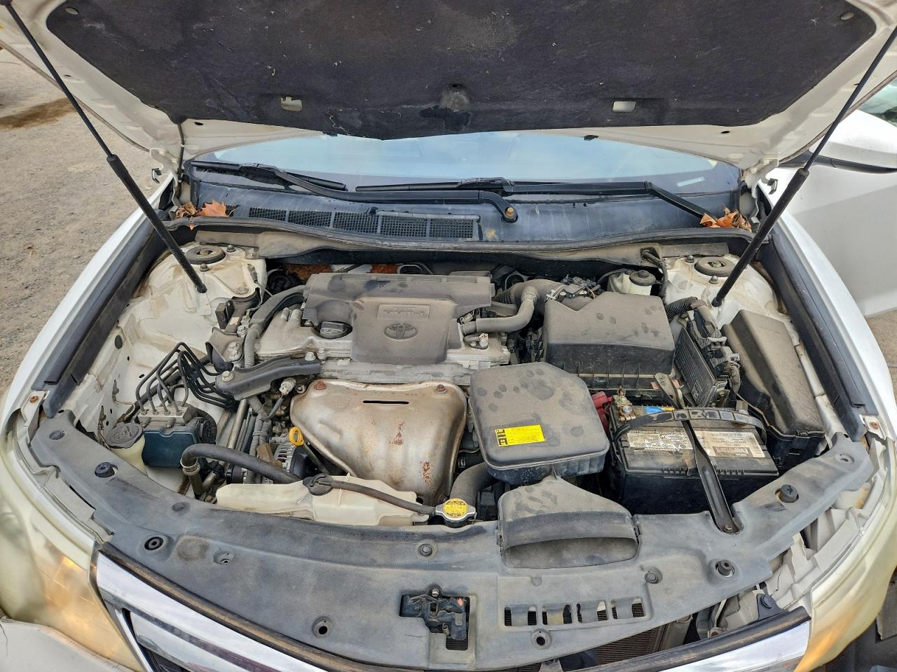 2012 TOYOTA CAMRY BASE photo 41