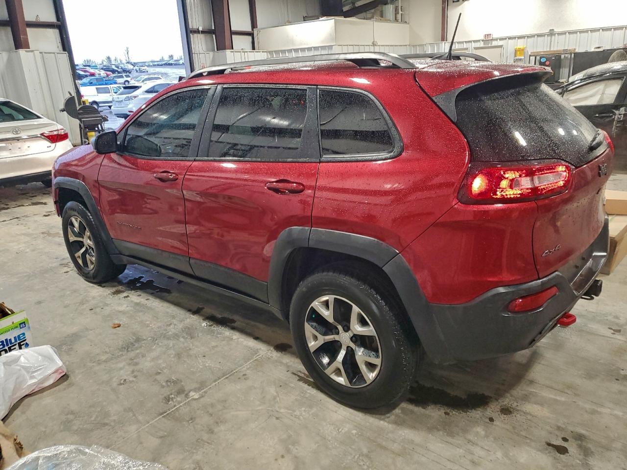 2017 JEEP CHEROKEE TRAILHAWK photo 2