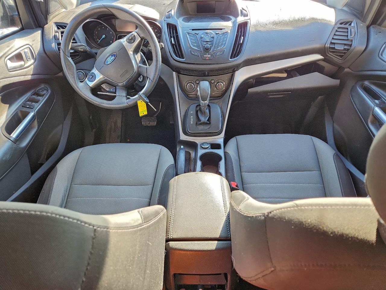 2016 FORD ESCAPE SE photo 8