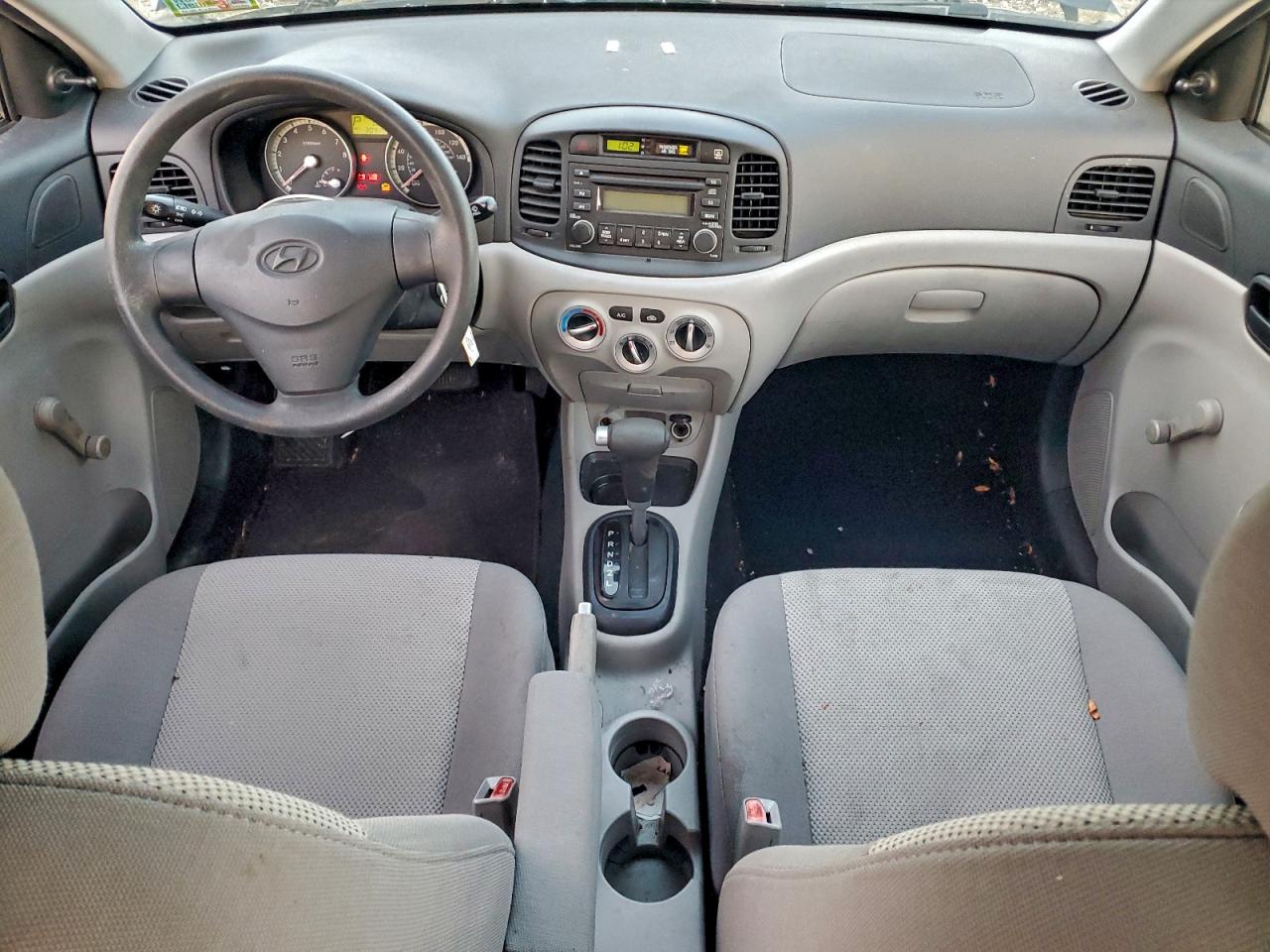2008 HYUNDAI ACCENT GLS photo 22