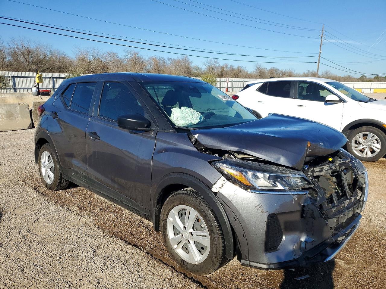 2023 NISSAN KICKS S photo 10