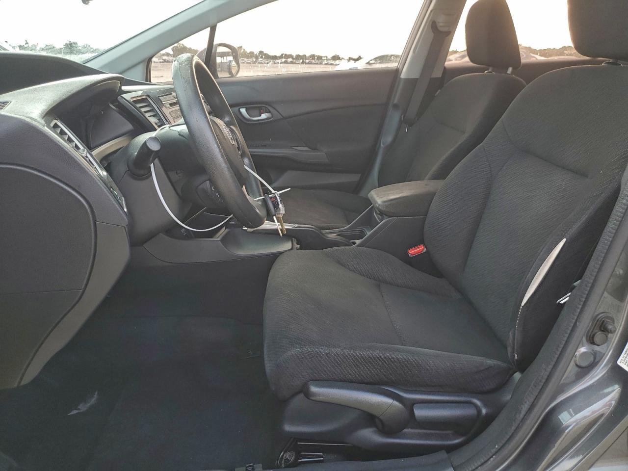 2013 HONDA CIVIC LX photo 7