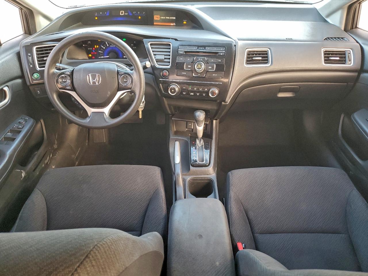 2013 HONDA CIVIC LX photo 8