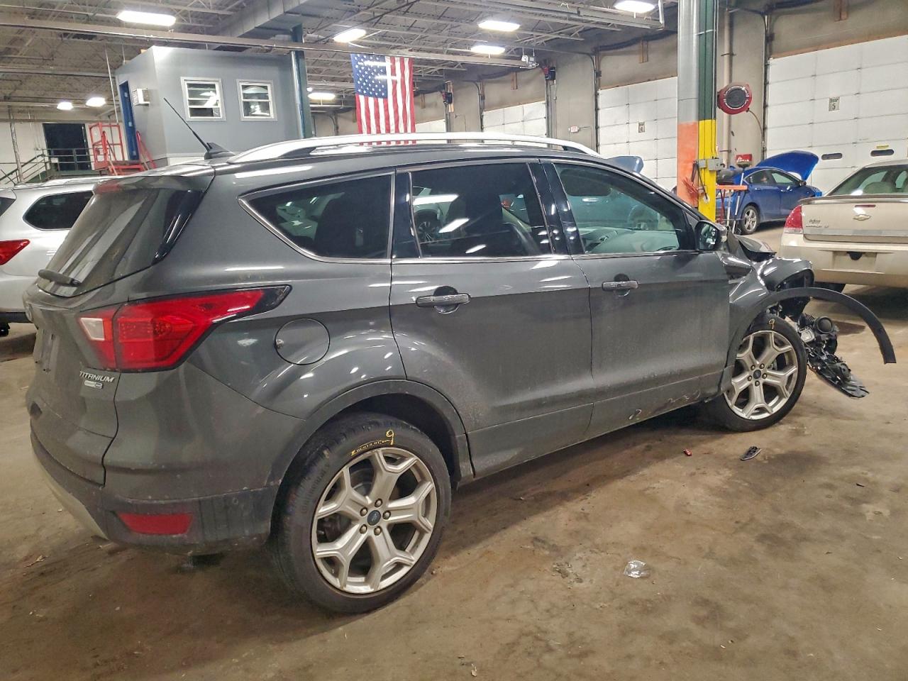 2019 FORD ESCAPE TITANIUM photo 7