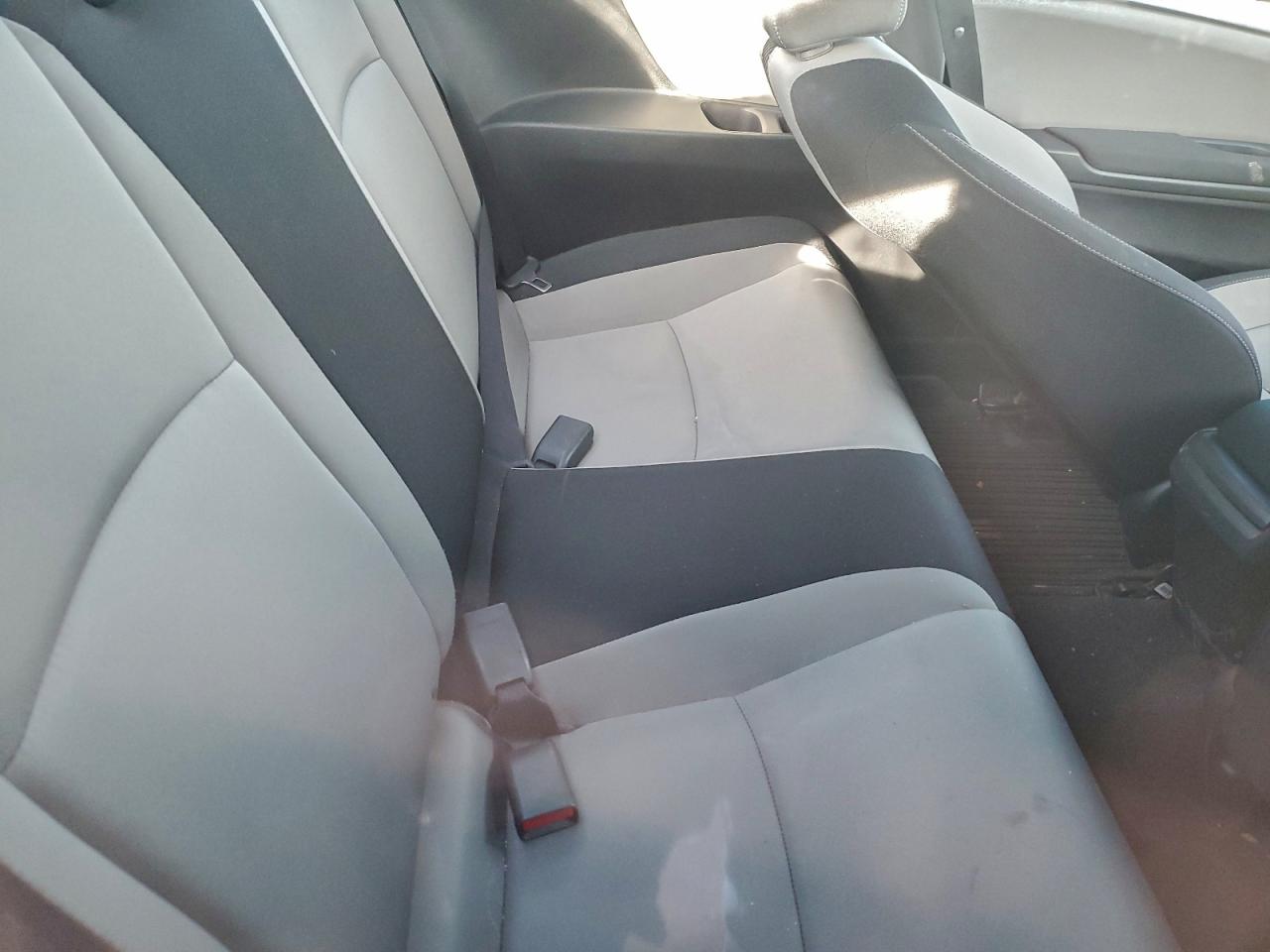 2017 HONDA CIVIC LX photo 10