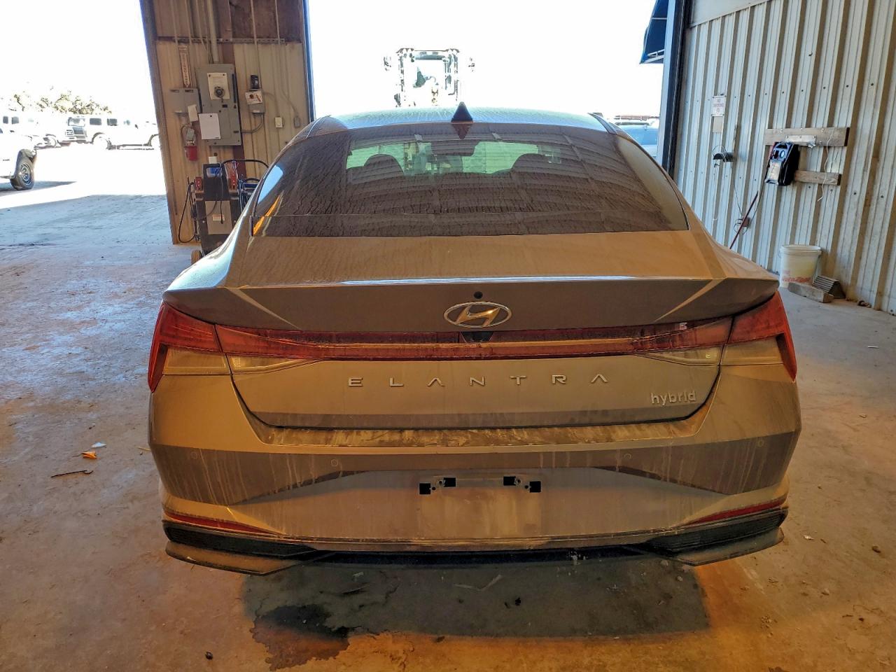 2023 HYUNDAI ELANTRA LIMITED photo 6