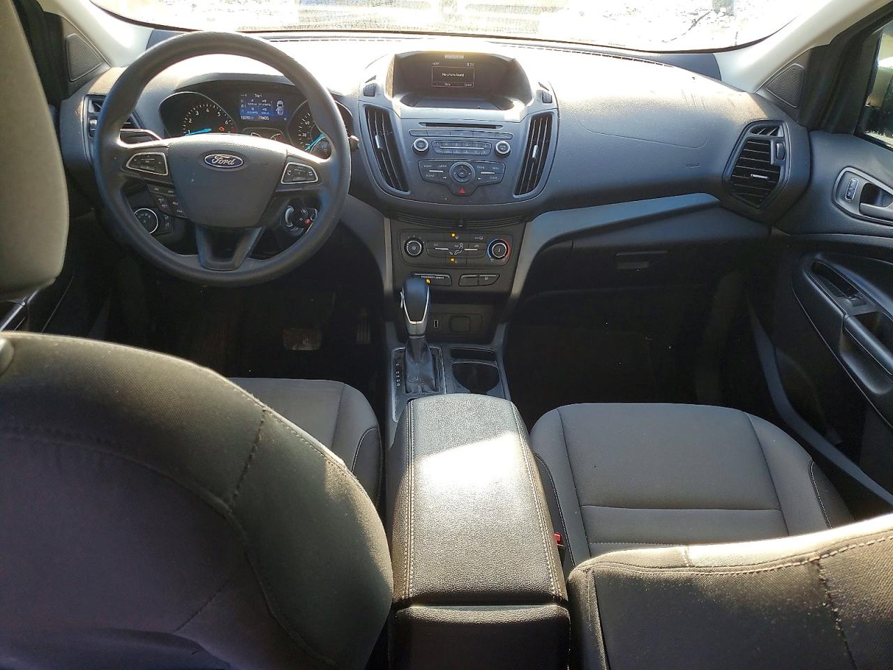 2017 FORD ESCAPE S photo 22