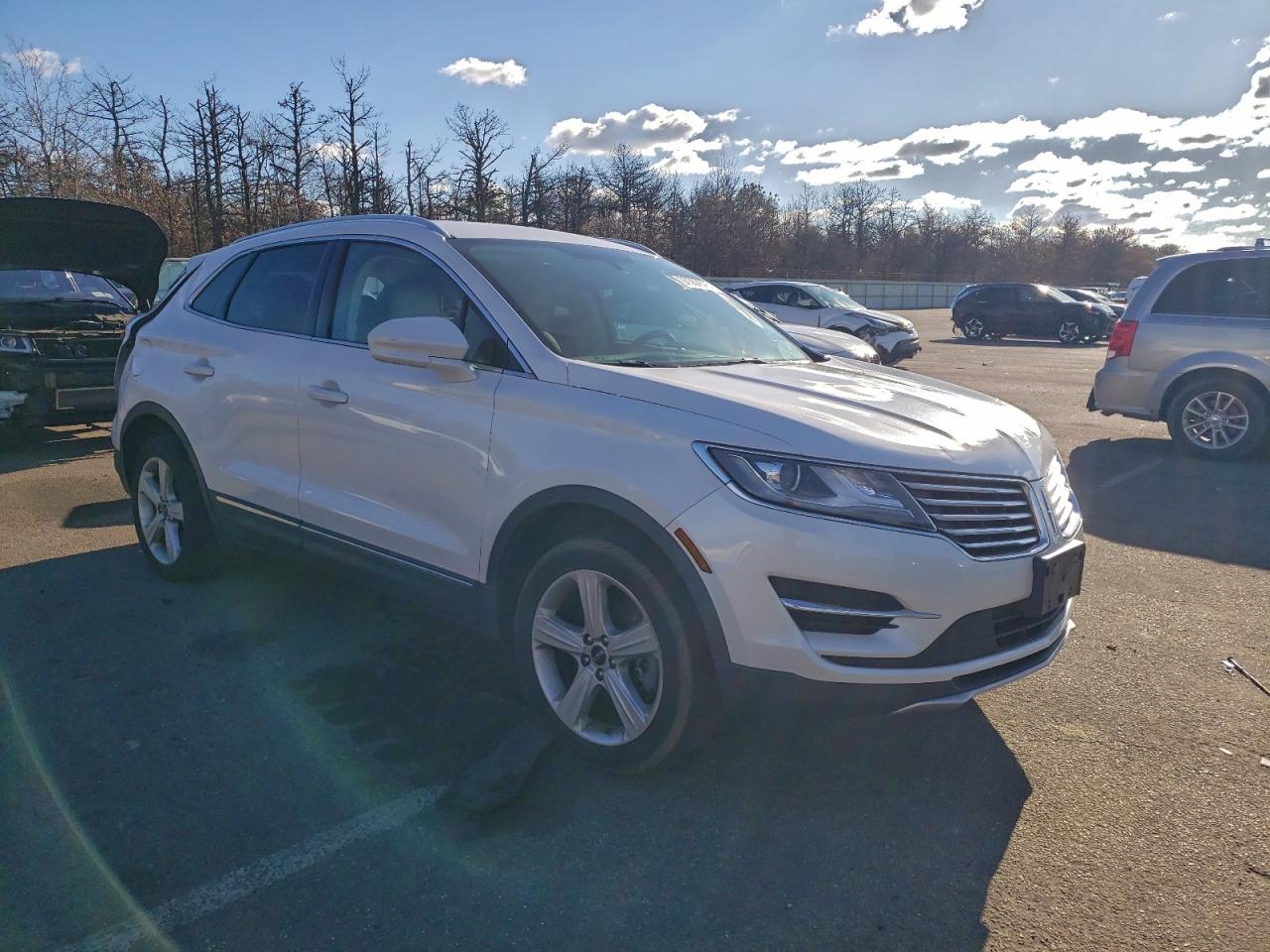 2017 LINCOLN MKC PREMIERE photo 7
