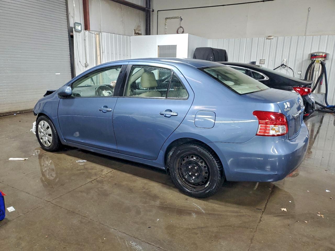 2009 TOYOTA YARIS photo 3