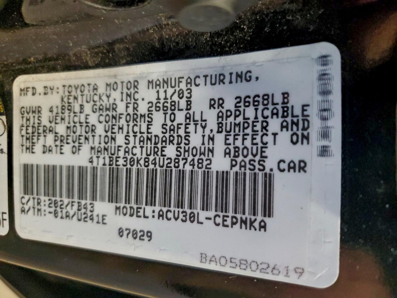 2004 TOYOTA CAMRY LE photo 34
