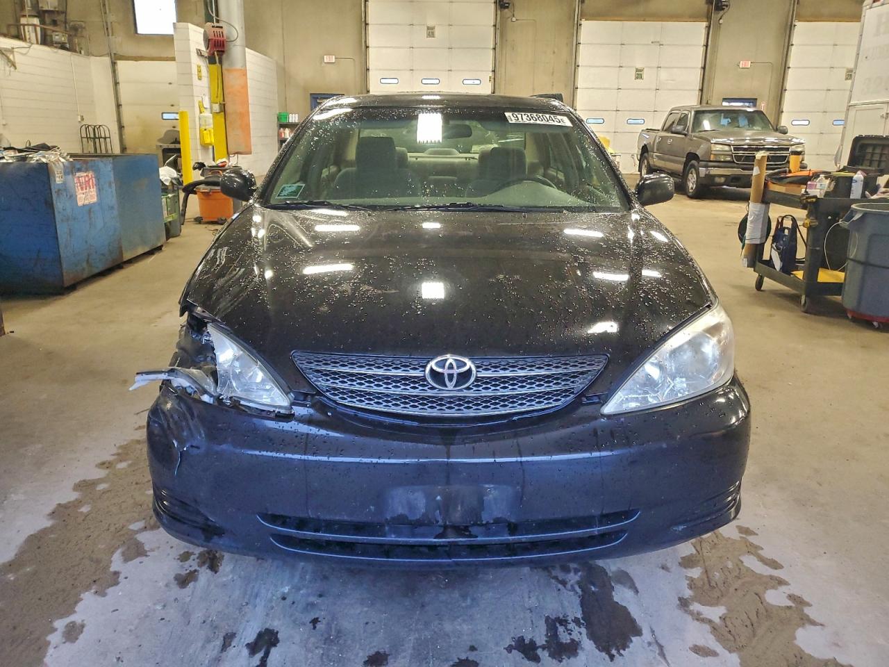 2004 TOYOTA CAMRY LE photo 13