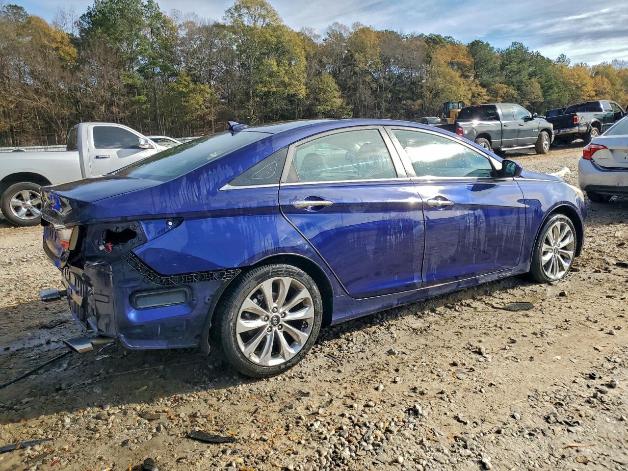 2013 HYUNDAI SONATA SE photo 3