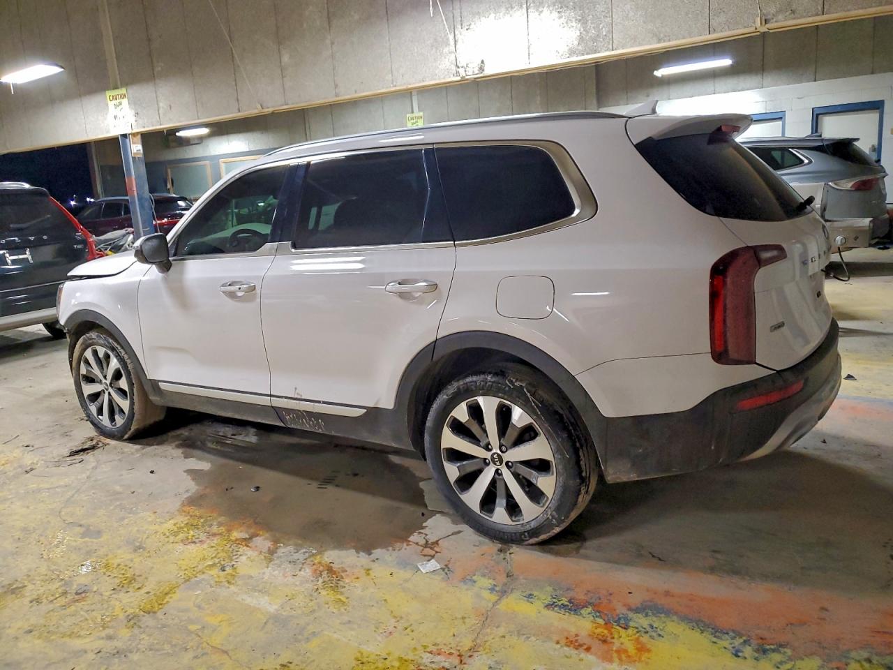 2021 KIA TELLURIDE S photo 3