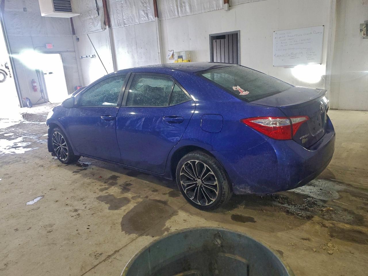 2016 TOYOTA COROLLA L photo 2