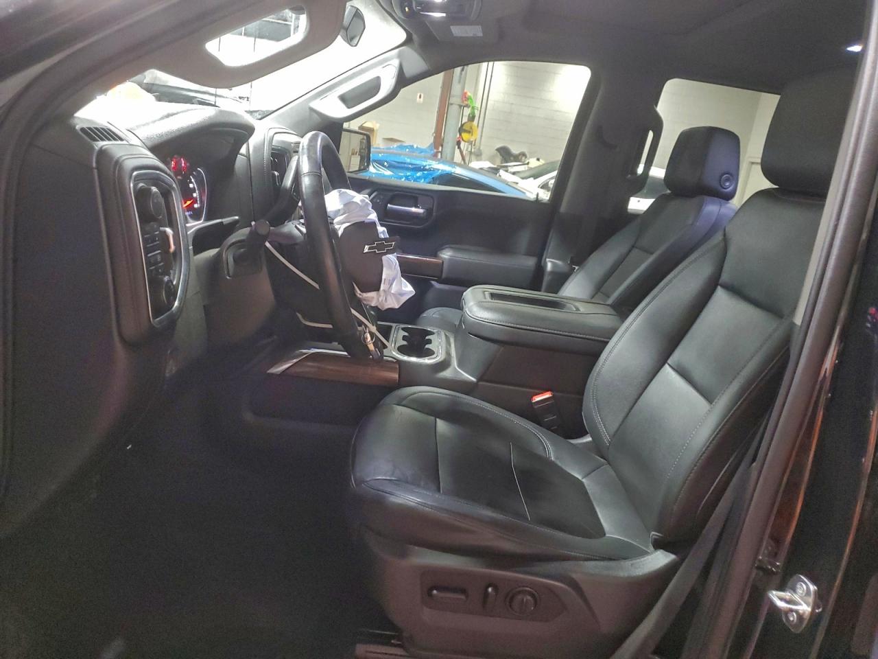 2021 CHEVROLET SILVERADO K1500 RST photo 13