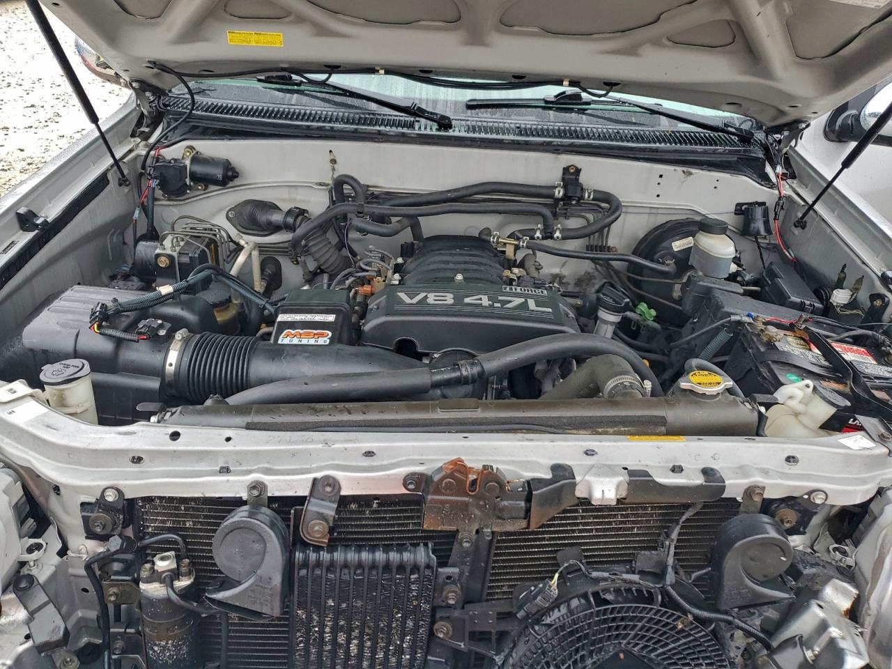 2005 TOYOTA SEQUOIA SR5 photo 23