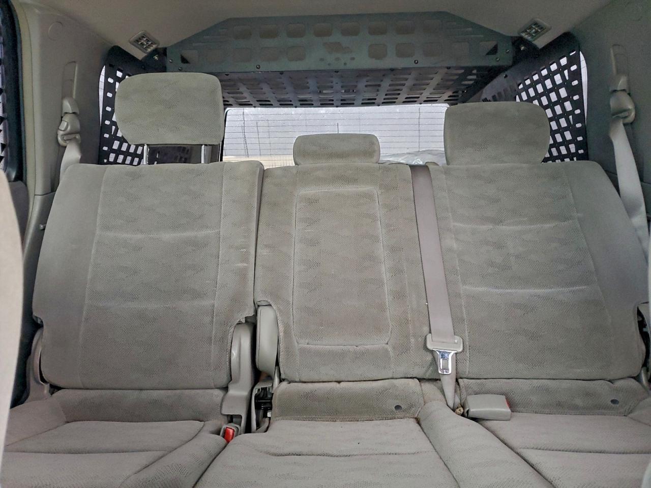 2005 TOYOTA SEQUOIA SR5 photo 19