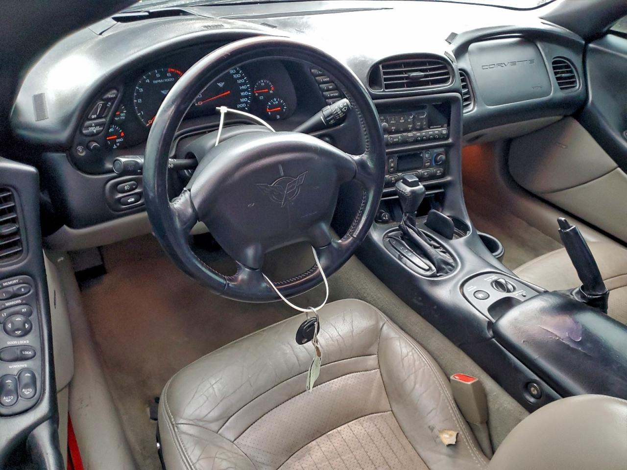 2004 CHEVROLET CORVETTE photo 22