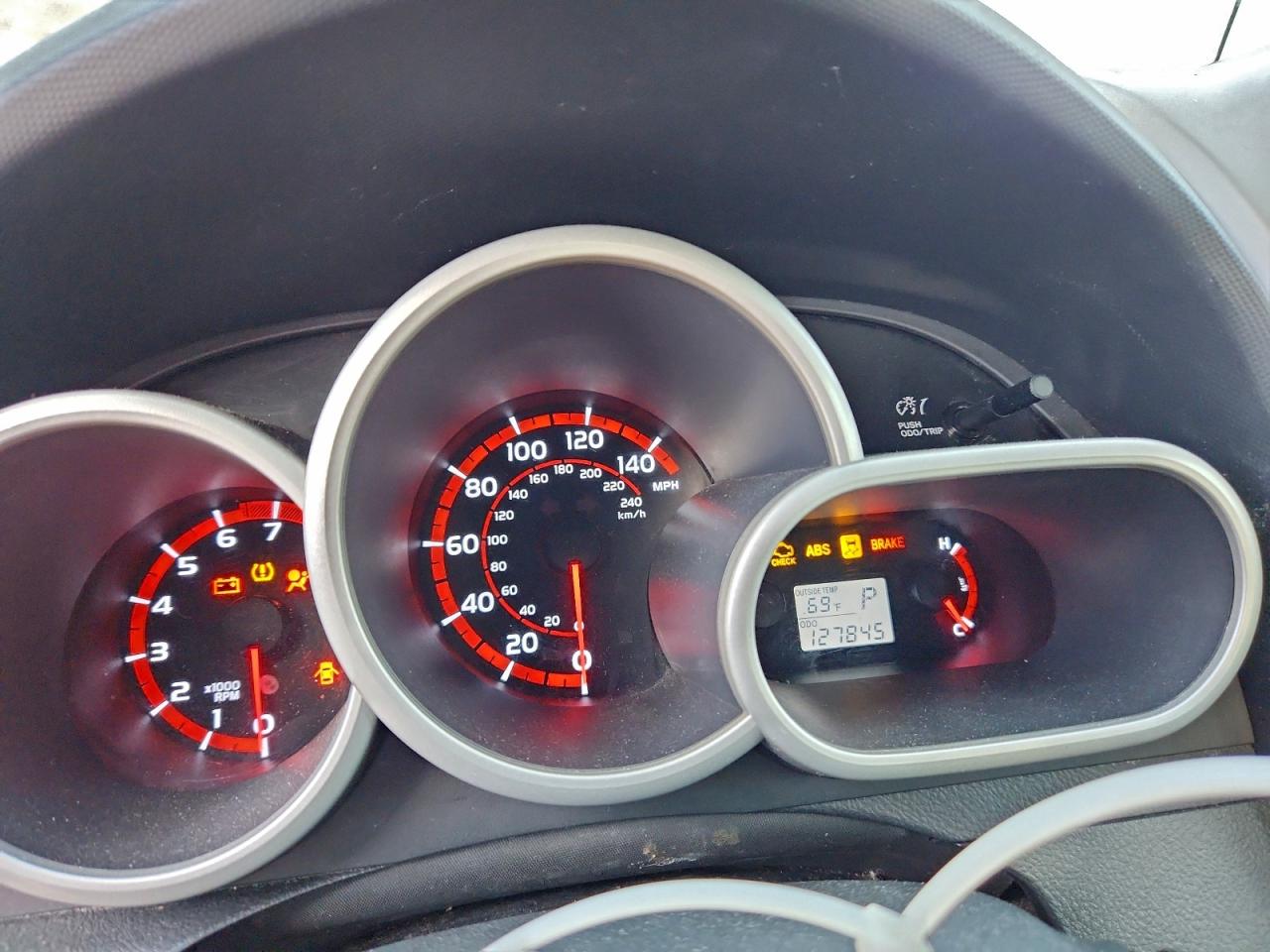 2009 TOYOTA COROLLA MATRIX S photo 9