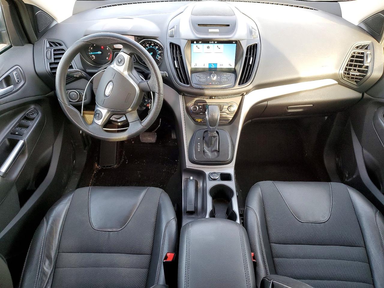 2016 FORD ESCAPE SE photo 8