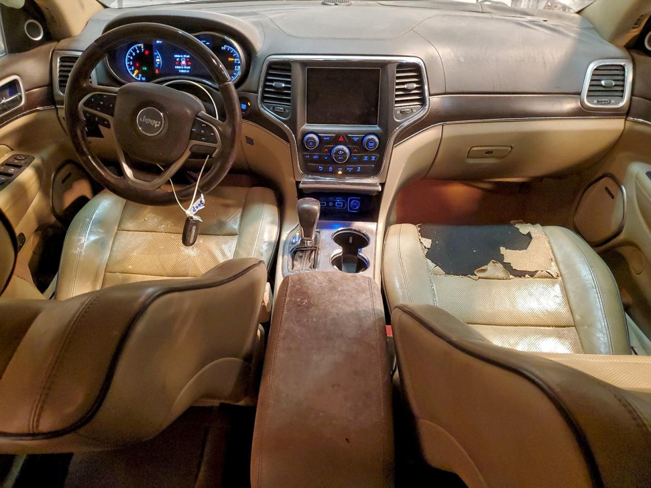 2018 JEEP GRAND CHEROKEE OVERLAND photo 8