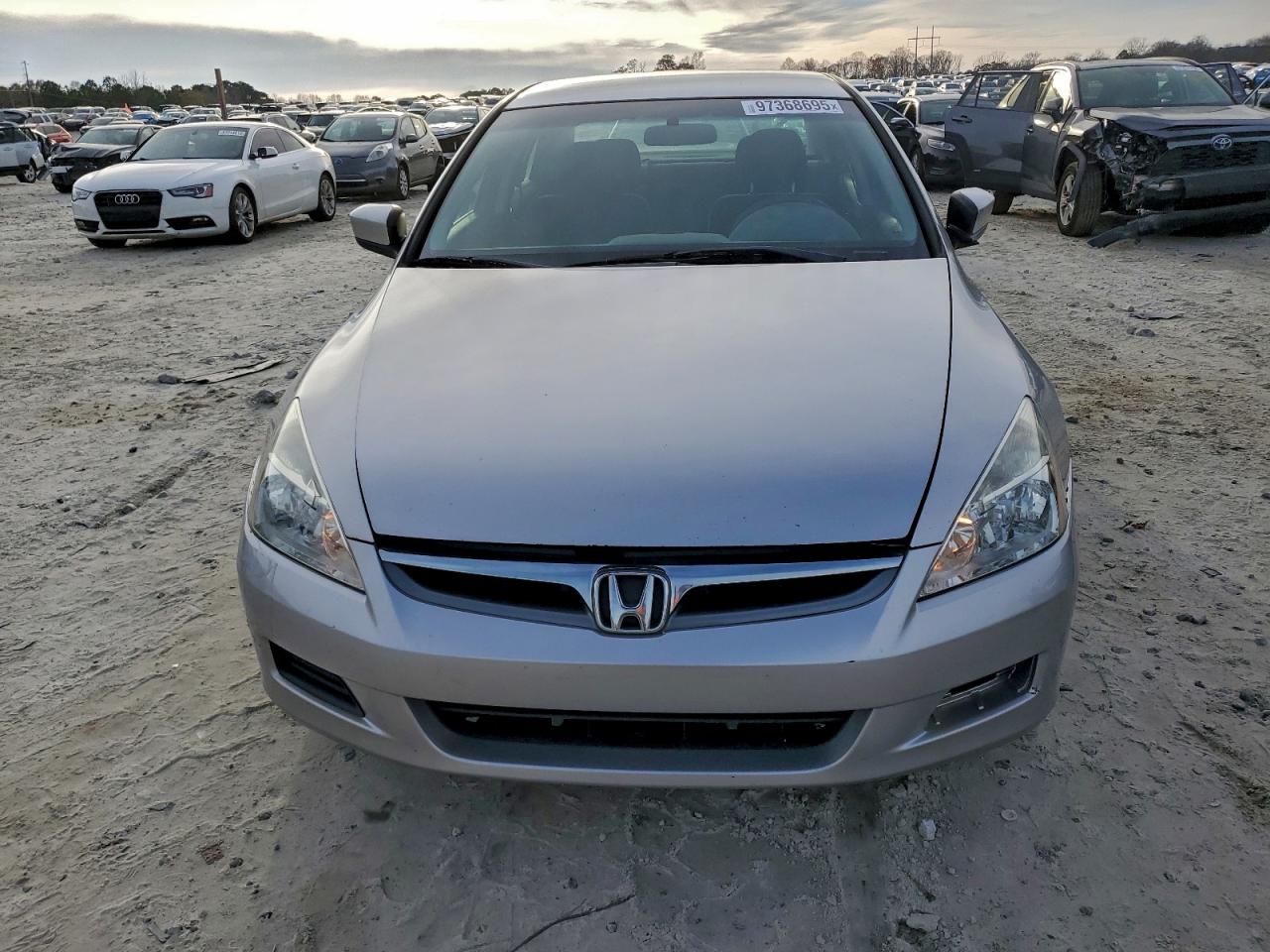 2007 HONDA ACCORD LX photo 17