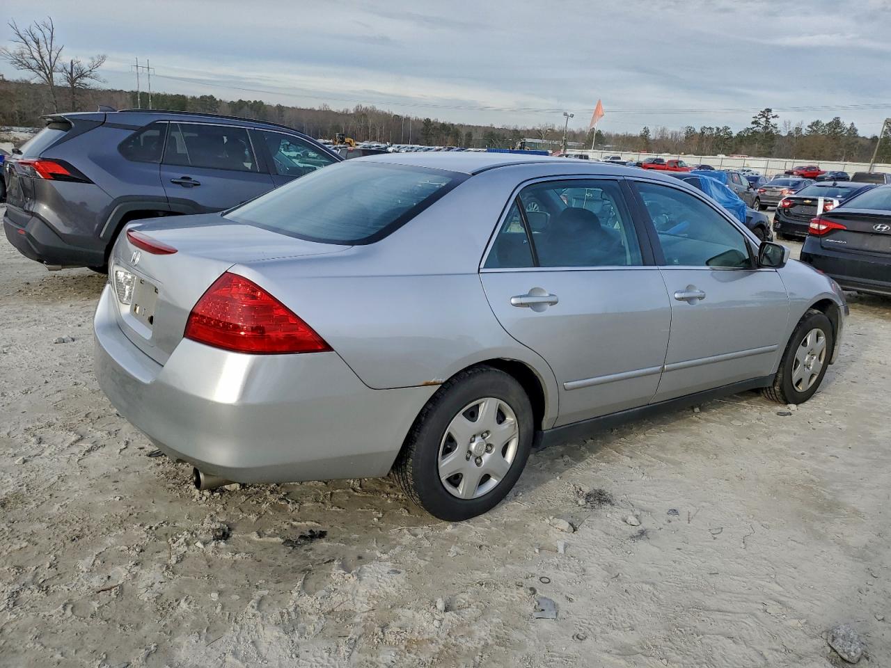 2007 HONDA ACCORD LX photo 9