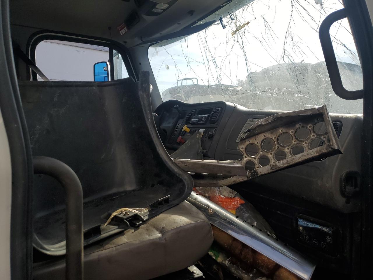 2019 FREIGHTLINER M2 106 MEDIUM DUTY photo 5