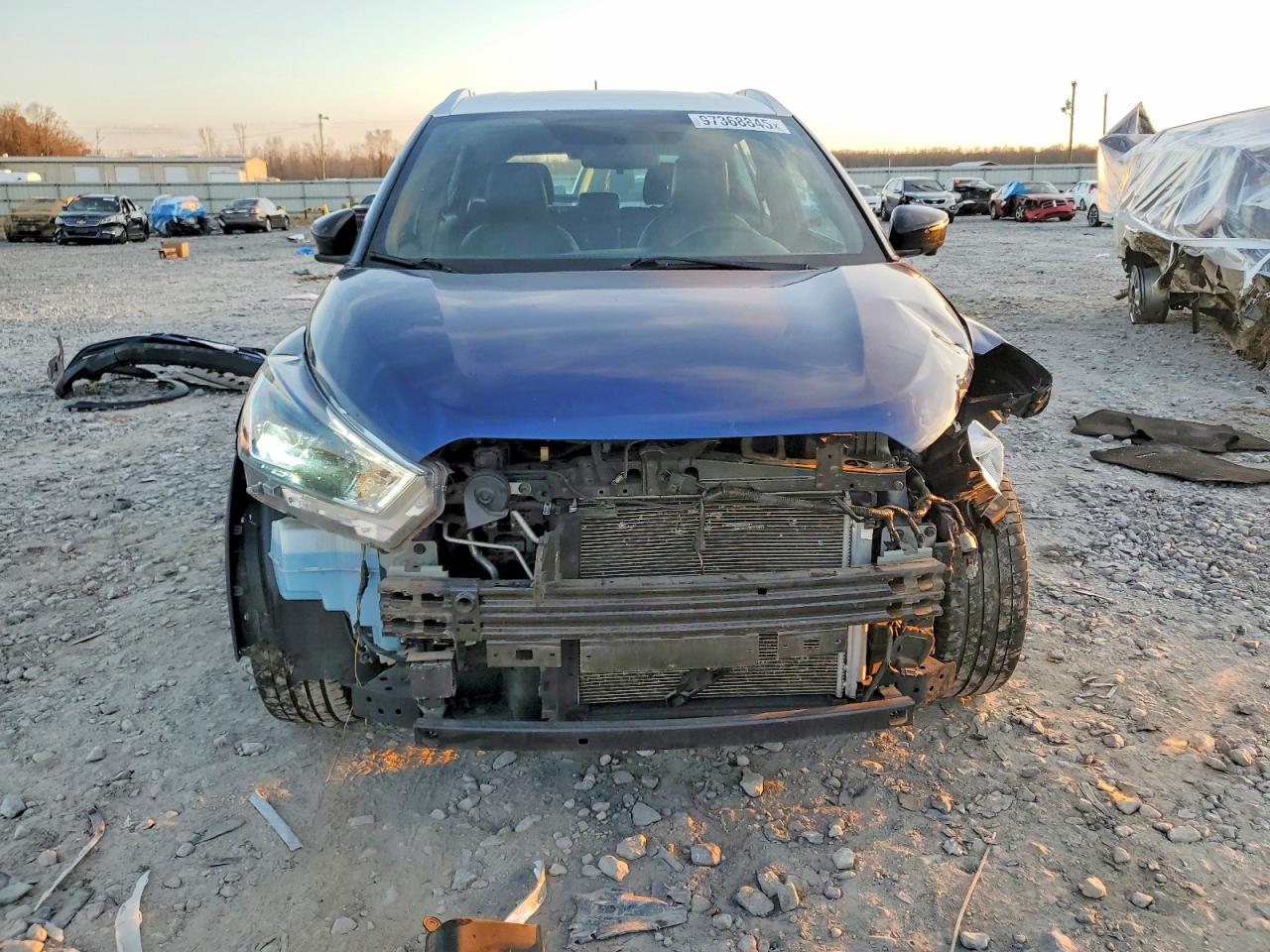 2018 NISSAN KICKS S photo 5