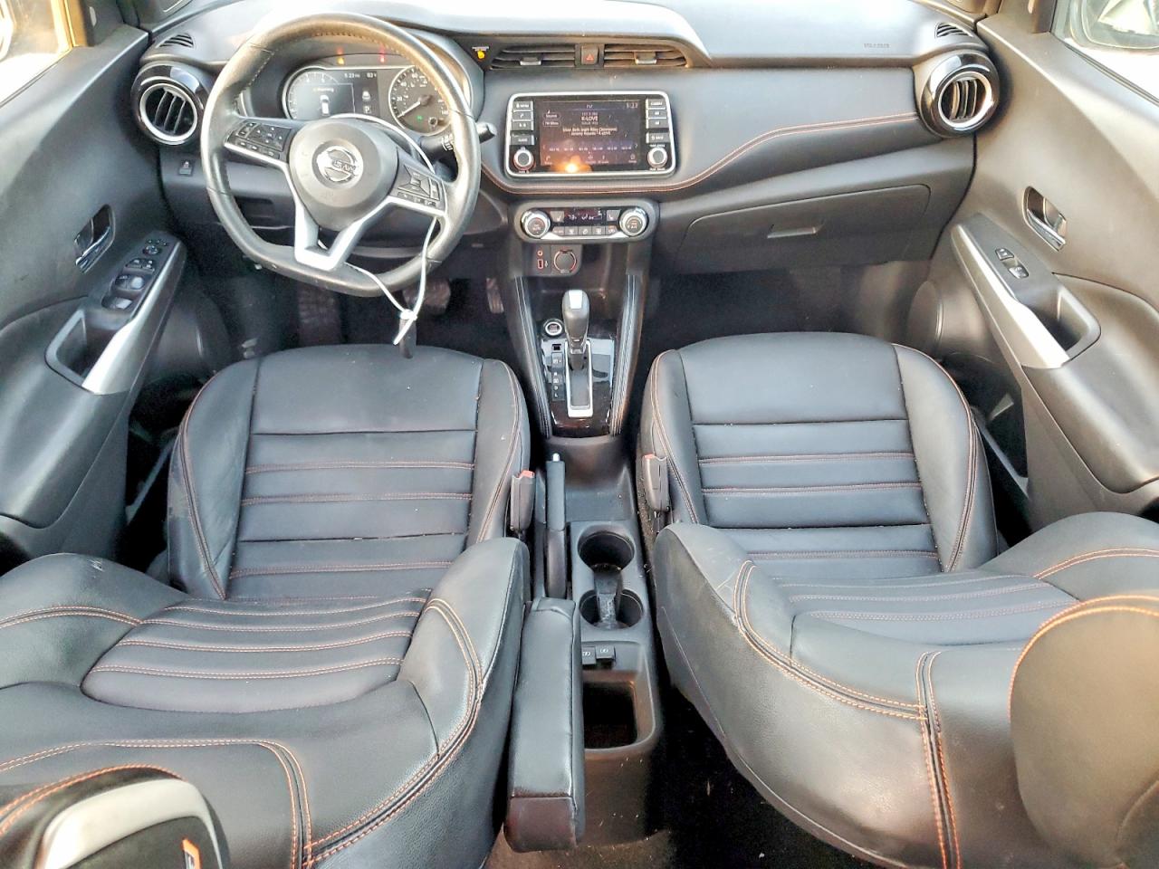 2018 NISSAN KICKS S photo 8