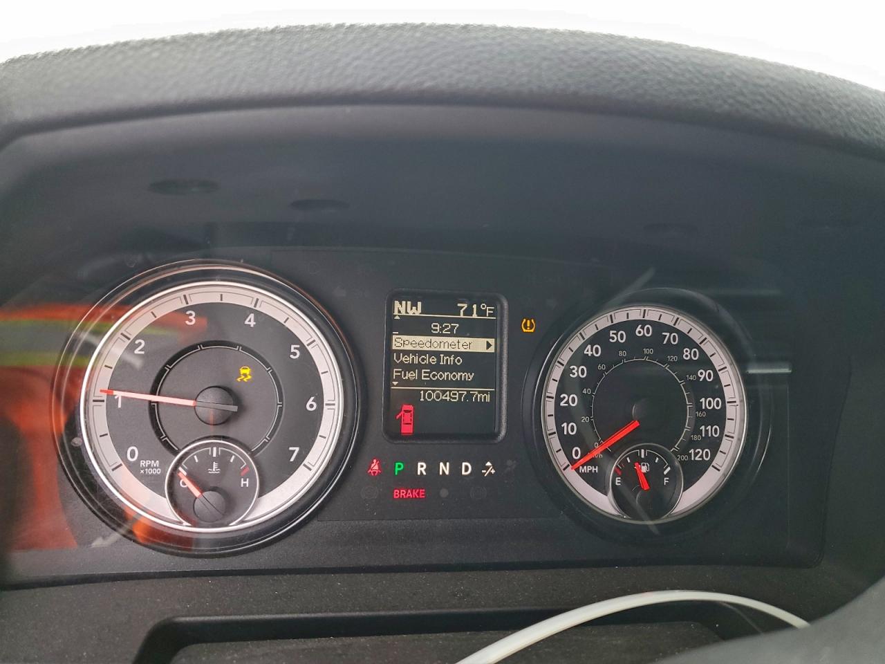 2021 RAM 1500 CLASSIC TRADESMAN photo 25