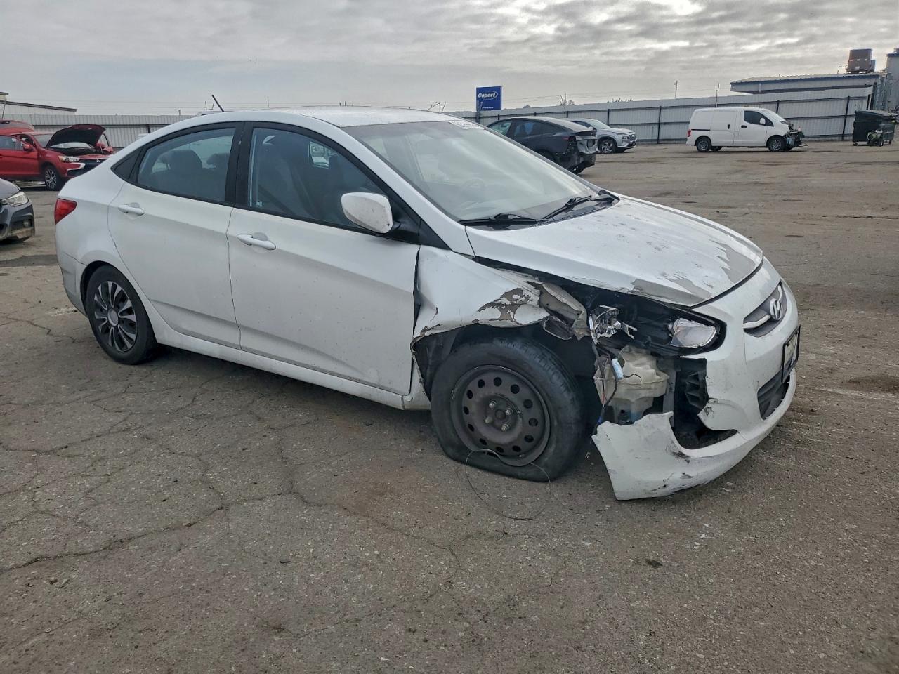 2016 HYUNDAI ACCENT SE photo 13