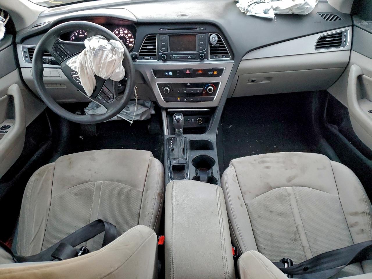 2015 HYUNDAI SONATA SE photo 22