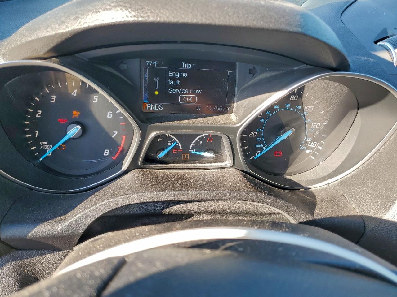 2015 FORD ESCAPE SE photo 17
