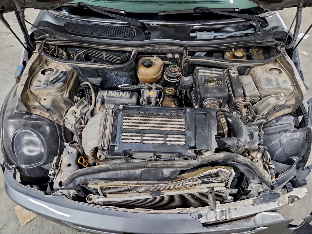 2006 MINI COOPER S photo 12