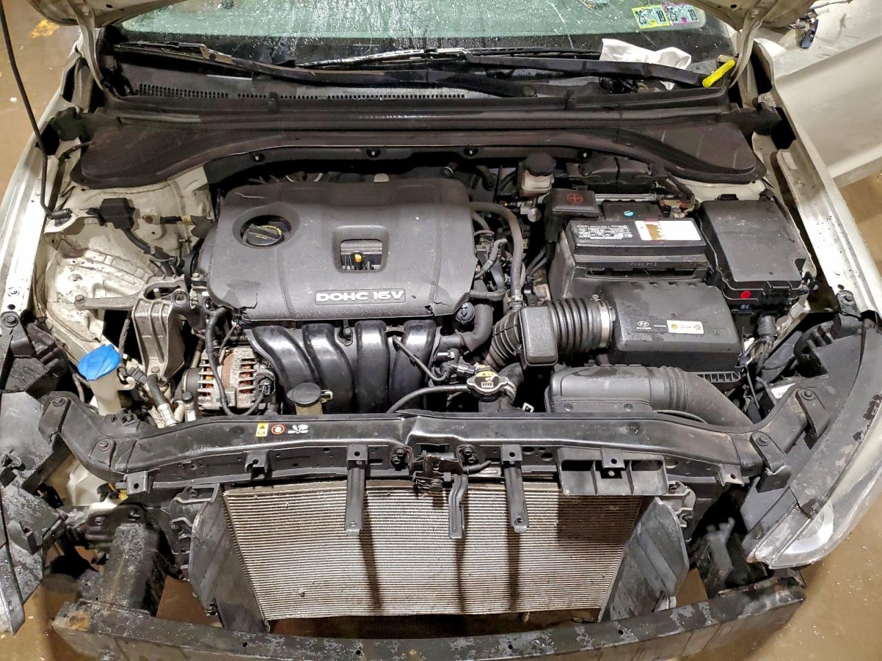 2017 HYUNDAI ELANTRA SE photo 11