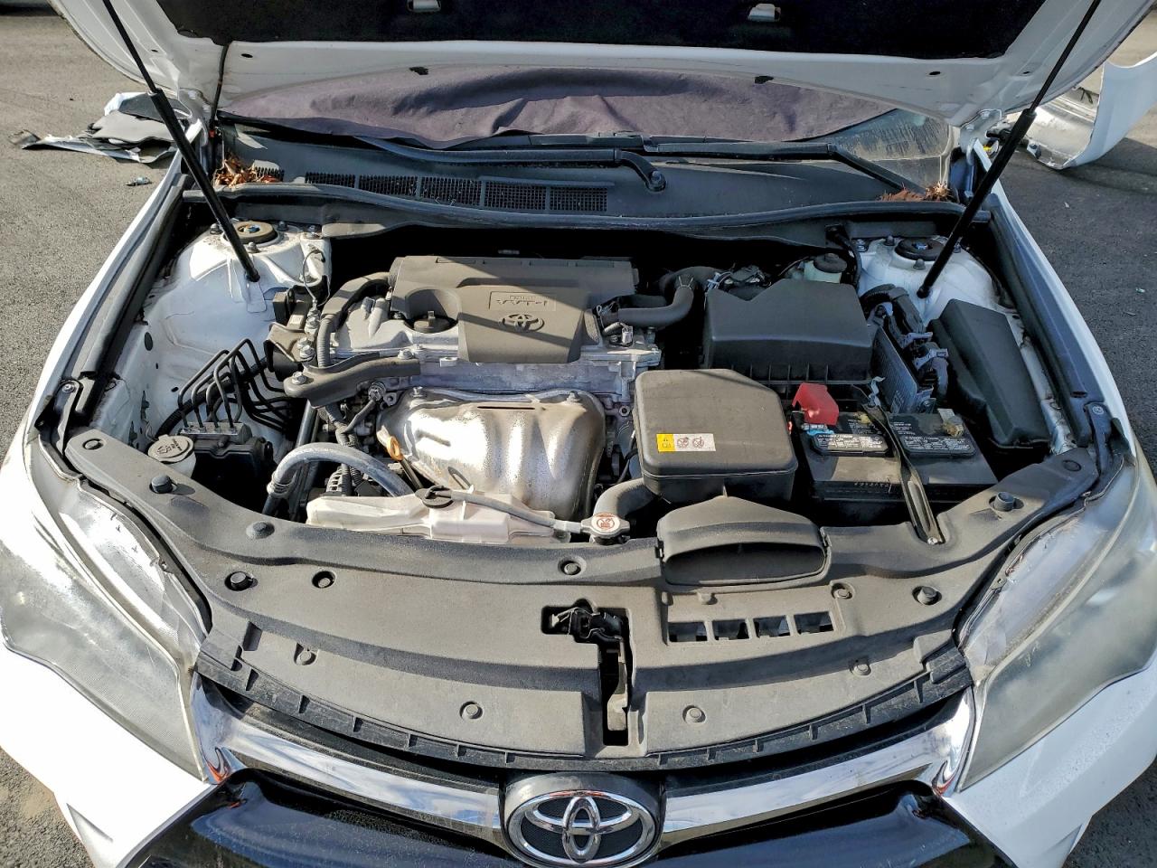 2017 TOYOTA CAMRY LE photo 11
