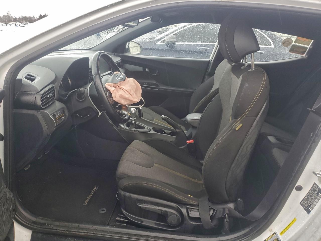 2019 HYUNDAI VELOSTER TURBO photo 7